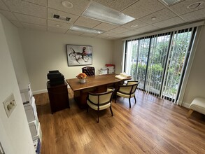 1300 N Federal Hwy, Boca Raton, FL for lease Interior Photo- Image 1 of 3