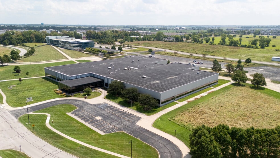 The Plaza at Perrysburg portfolio of 3 properties for sale on LoopNet.ca - Aerial - Image 2 of 7