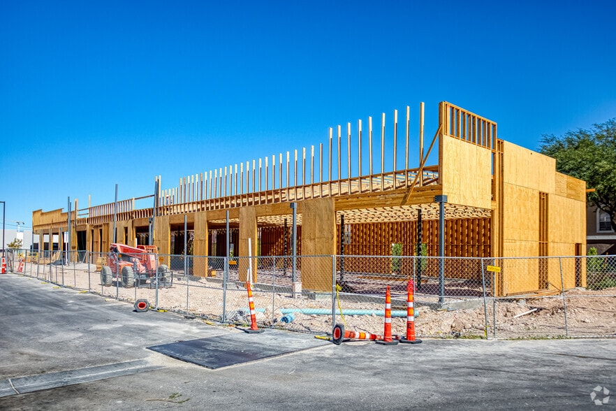 6870 S Fort Apache Rd, Las Vegas, NV for lease - Building Photo - Image 3 of 11