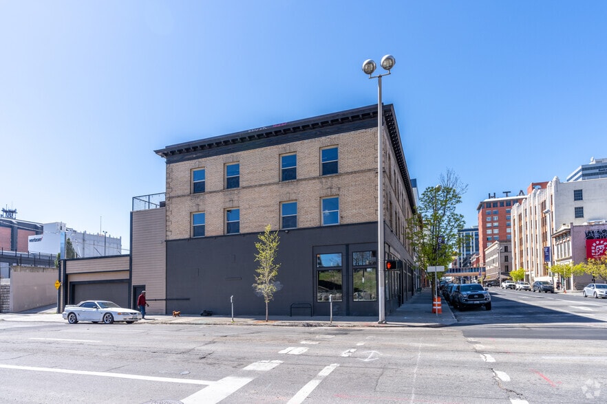 401 W First Ave, Spokane, WA for lease - Building Photo - Image 2 of 5