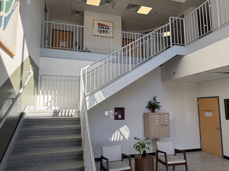 26 Parkridge Rd, Haverhill, MA à louer - Photo du bâtiment - Image 2 de 31