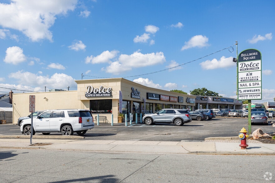 2928-2942 Merrick Rd, Bellmore, NY for lease - Building Photo - Image 2 of 3