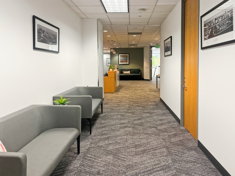 30211 Avenida De Las Banderas, Rancho Santa Margarita, CA à louer - Photo intérieure - Image 3 de 12