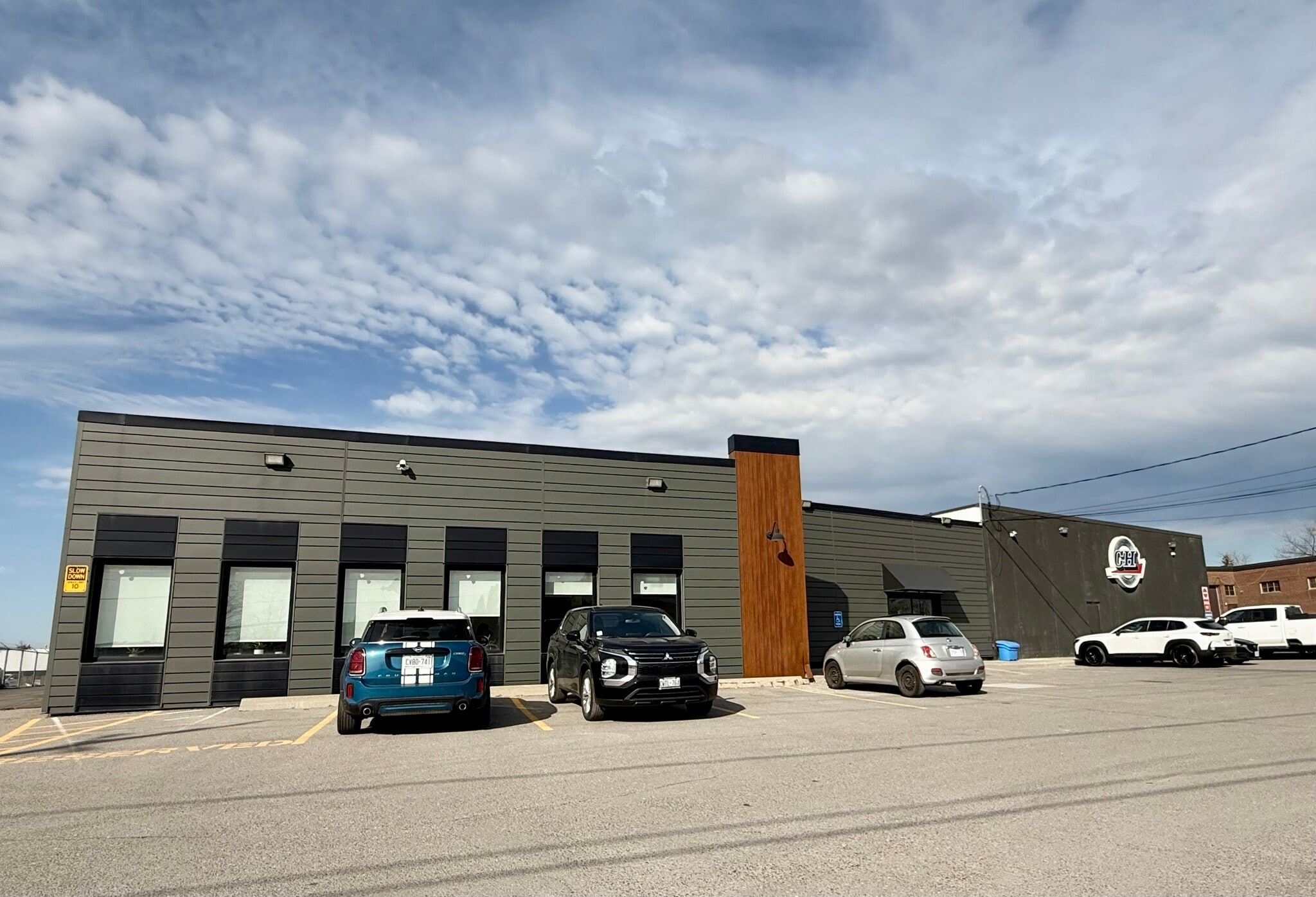 374 Bowes Rd, Concord, ON for sale Building Photo- Image 1 of 3