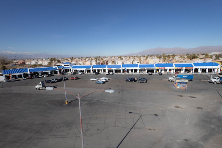 3603 N Las Vegas Blvd, Las Vegas, NV for lease - Building Photo - Image 3 of 7