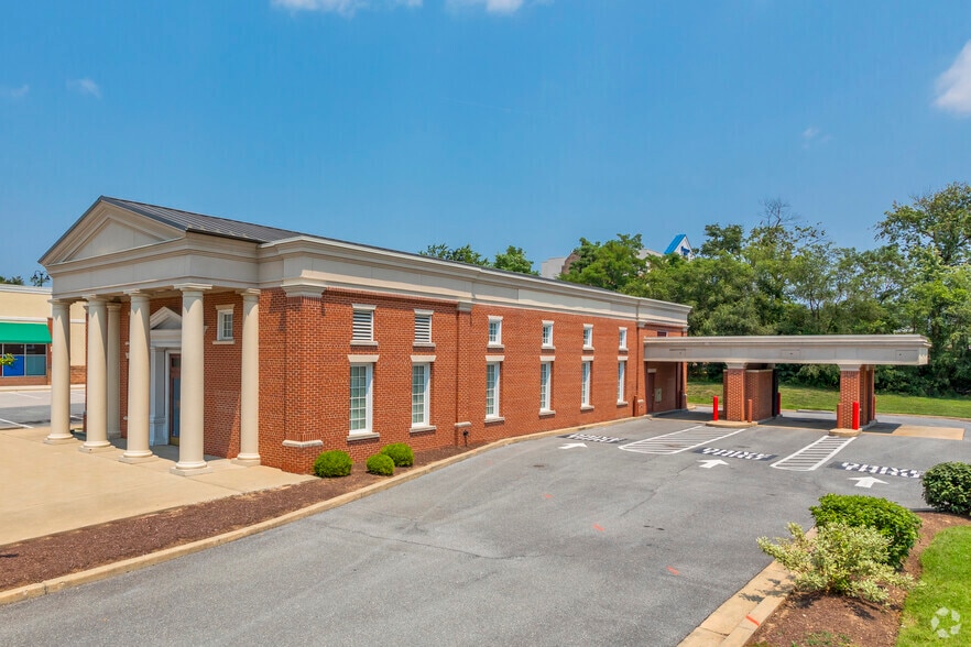 13600 Baltimore Ave, Laurel, MD à louer - Photo du bâtiment - Image 2 de 4