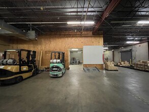 2001 E Pass Rd, Gulfport, MS for sale Interior Photo- Image 1 of 14