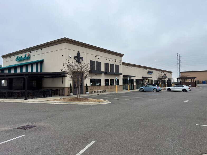 5190 Medford Dr, Hoover, AL à louer - Photo du bâtiment - Image 2 de 9