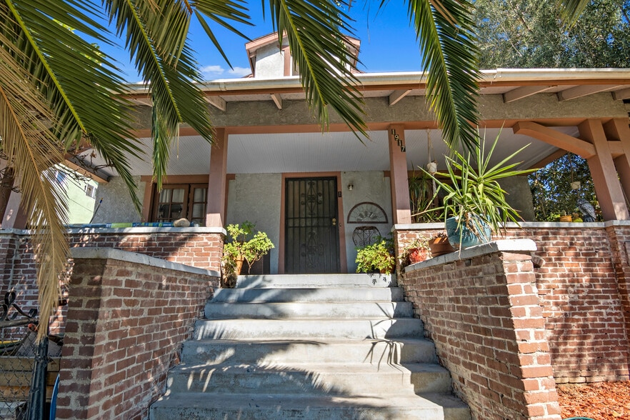 1917 New Jersey St, Los Angeles, CA for sale - Building Photo - Image 2 of 24