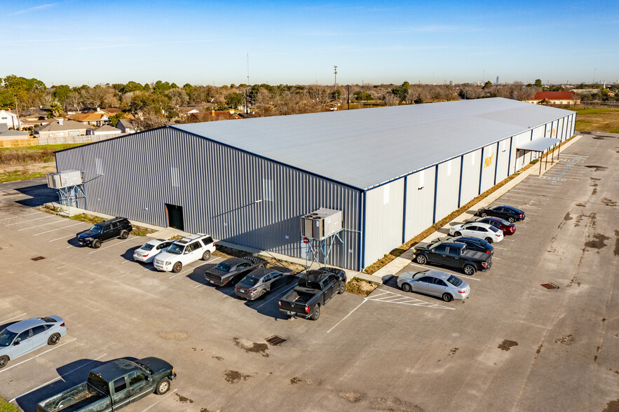 15250 Hillcroft St, Missouri City, TX for sale - Building Photo - Image 1 of 12