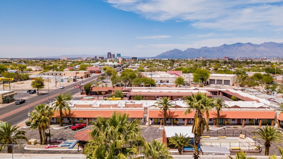 1749 S 6th Ave, Tucson, AZ à vendre - Photo du bâtiment - Image 1 de 1