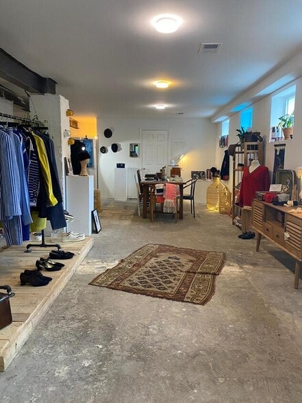 1662-1664 Columbia Rd NW, Washington, DC for lease - Interior Photo - Image 3 of 7