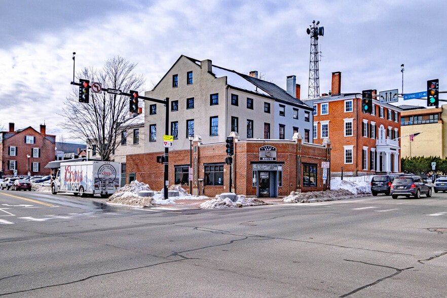 106 High St, Portland, ME à vendre - Photo du bâtiment - Image 2 de 34