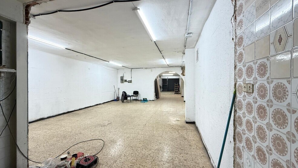 Immeuble residentiel dans Santa Coloma de Gramenet, Barcelona à vendre - Photo du bâtiment - Image 2 de 3