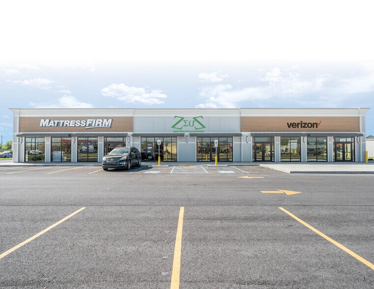 900 E Admiral Doyle Dr, New Iberia, LA à vendre - Photo du bâtiment - Image 3 de 8