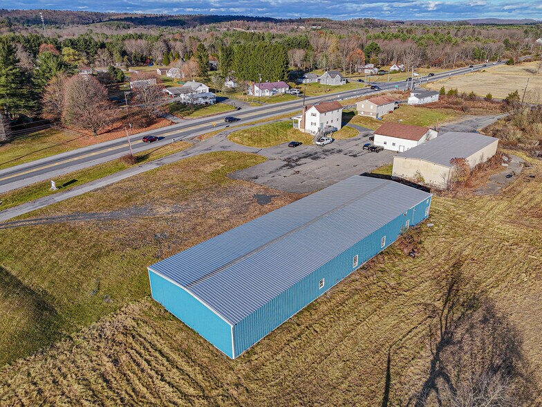 926 Interchange Road, Kunkletown, PA à vendre - Photo du bâtiment - Image 3 de 4