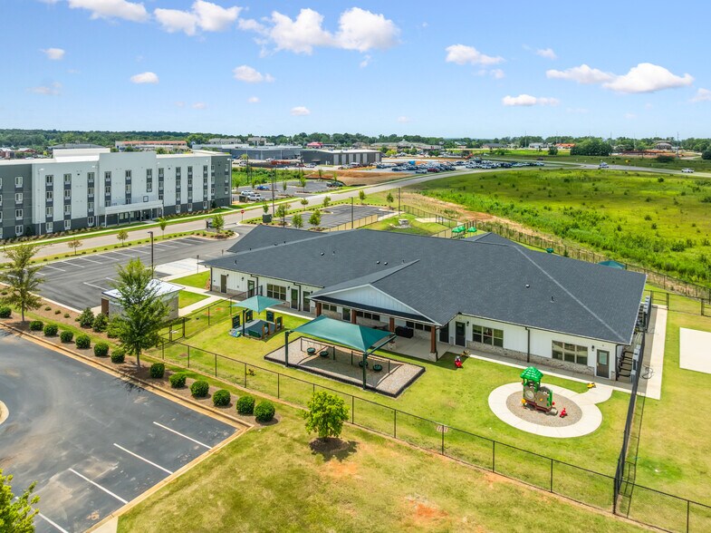 899 Boardroom Dr, Prattville, AL à vendre - Photo du bâtiment - Image 2 de 4