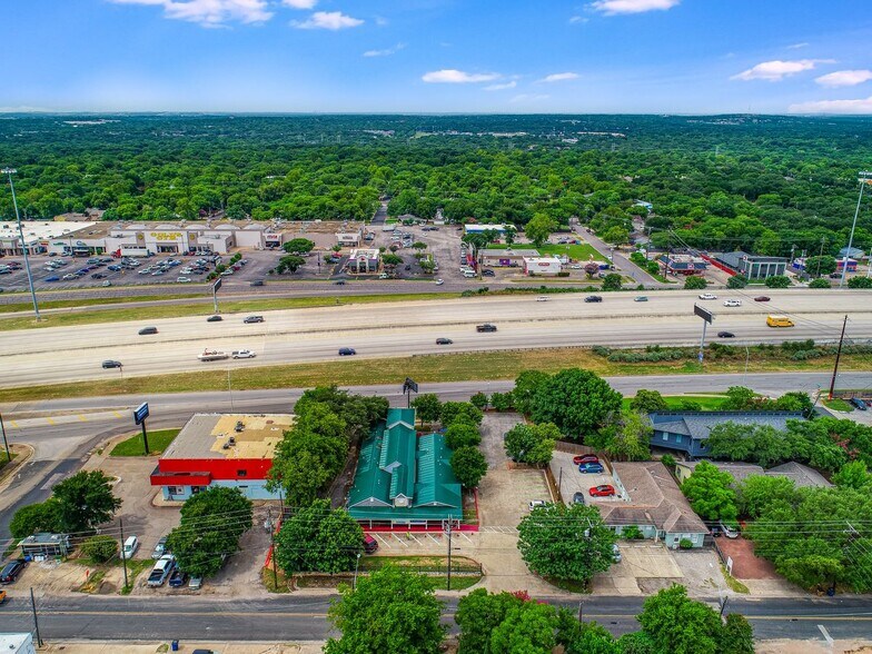 1707 Fortview Rd, Austin, TX for sale - Building Photo - Image 3 of 8