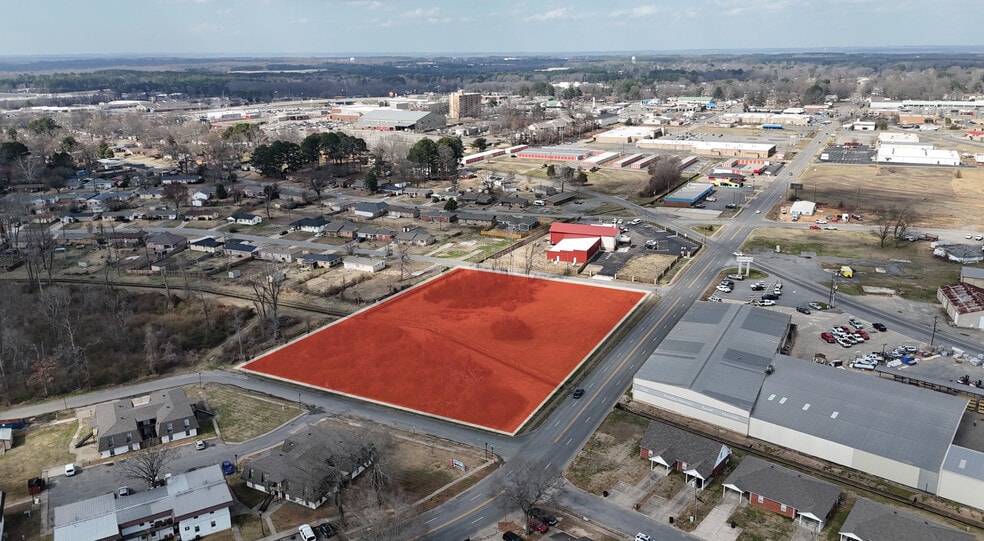 1051 Eastview dr, Jacksonville, AR for sale - Building Photo - Image 1 of 9
