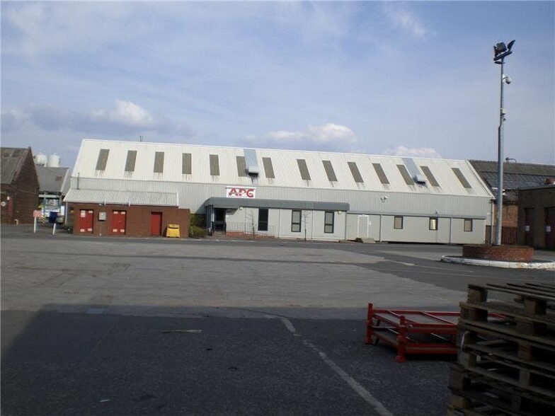 Craigneuk St, Motherwell for lease - Building Photo - Image 3 of 14