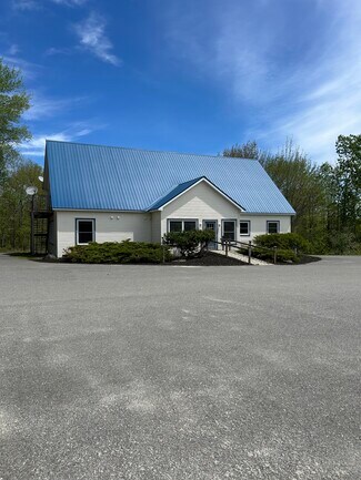 Plus de détails pour 292 South St, Blue Hill, ME - Médical à louer
