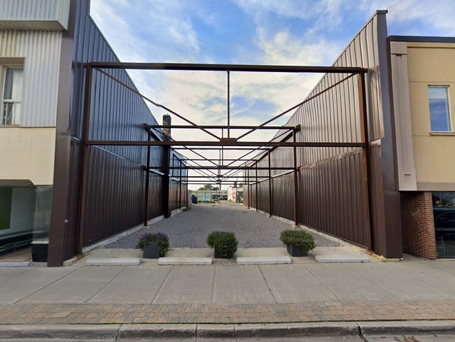 More details for 30-32 Dundas St W, Trenton, ON - Land for Sale