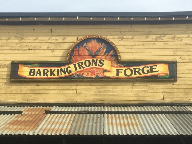 164 Riverside Ave, Winthrop, WA à vendre - Photo du bâtiment - Image 3 de 11