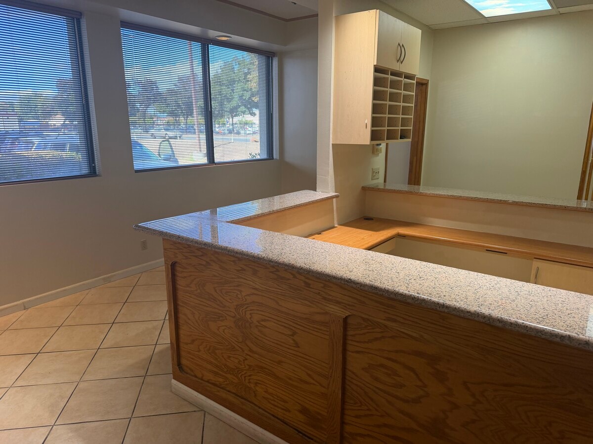 2360 Mckee Rd, San Jose, CA 95116 - Unit B-5 -  - Interior Photo - Image 2 of 21