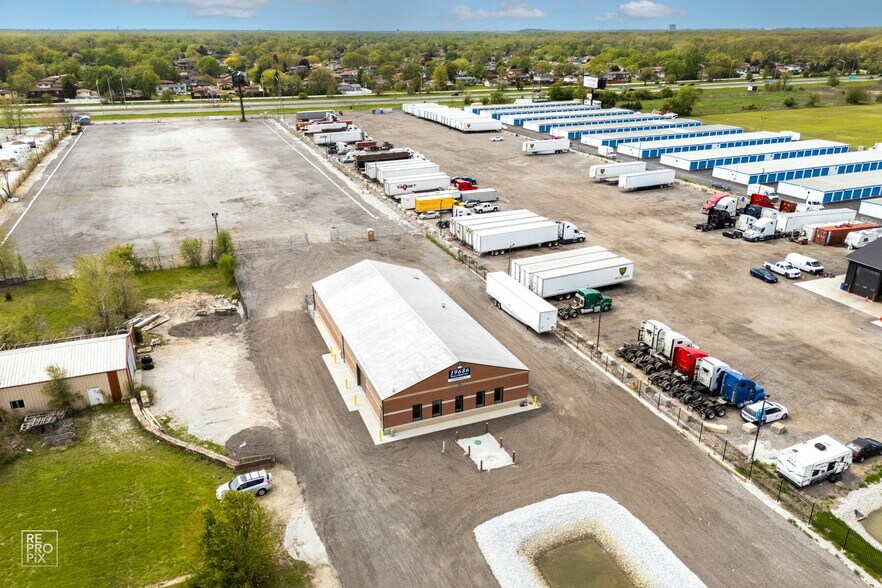 19700 Stoney Island Ave, Lynwood, IL à louer - Photo du bâtiment - Image 1 de 14