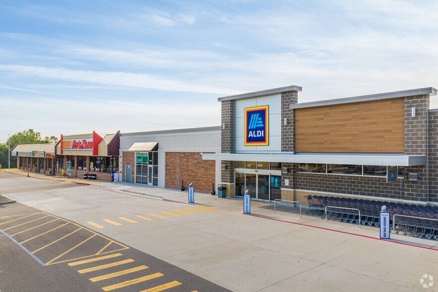 2407-2411 Missouri Blvd, Jefferson City, MO for lease - Primary Photo - Image 1 of 4