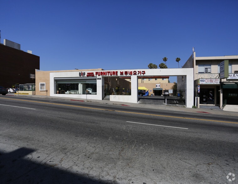 963 - 965 South Western Avenue, Los Angeles, CA for lease - Building Photo - Image 3 of 24