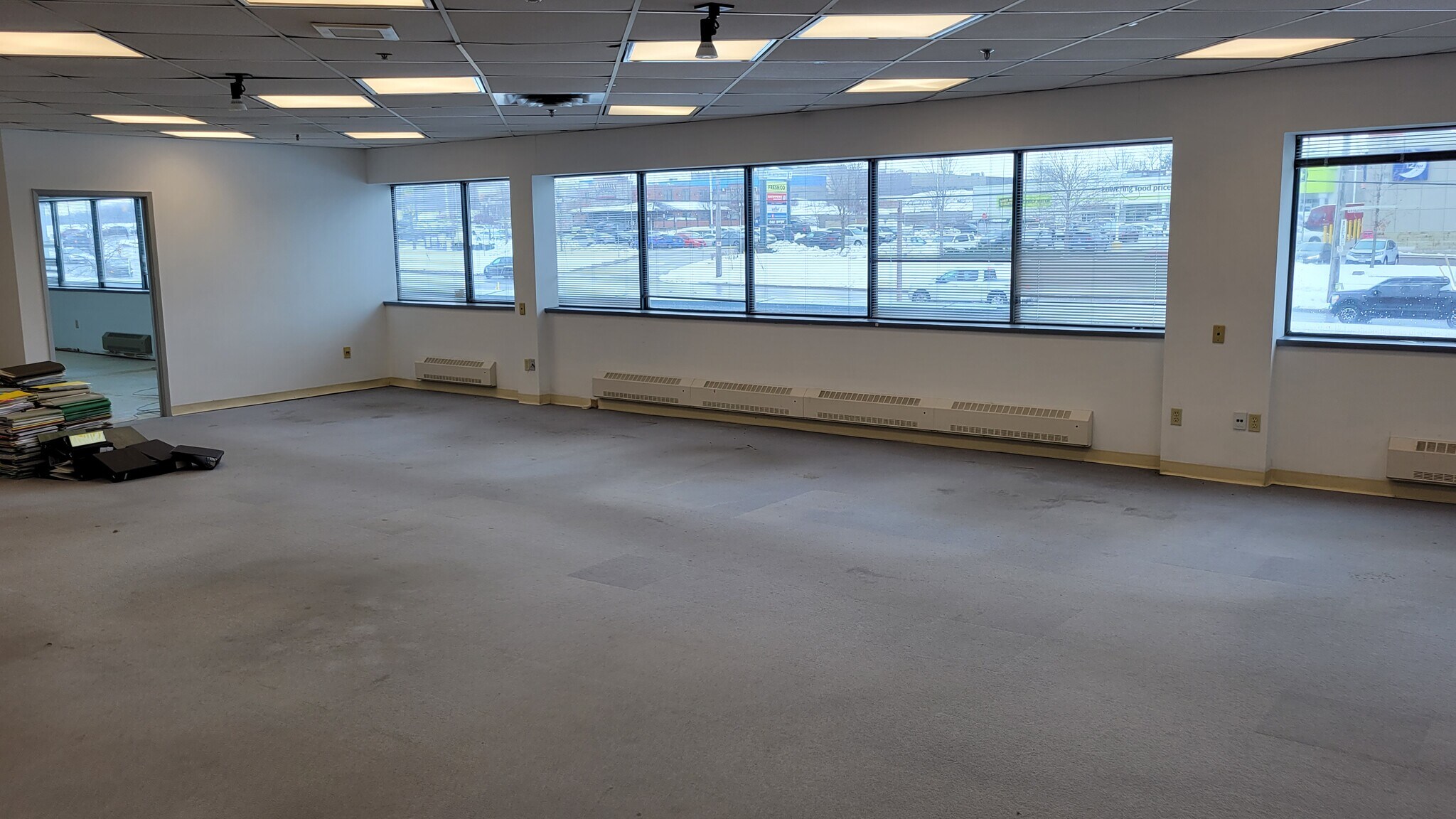 359 Wellington Rd S, London, ON à vendre Photo principale- Image 1 de 1