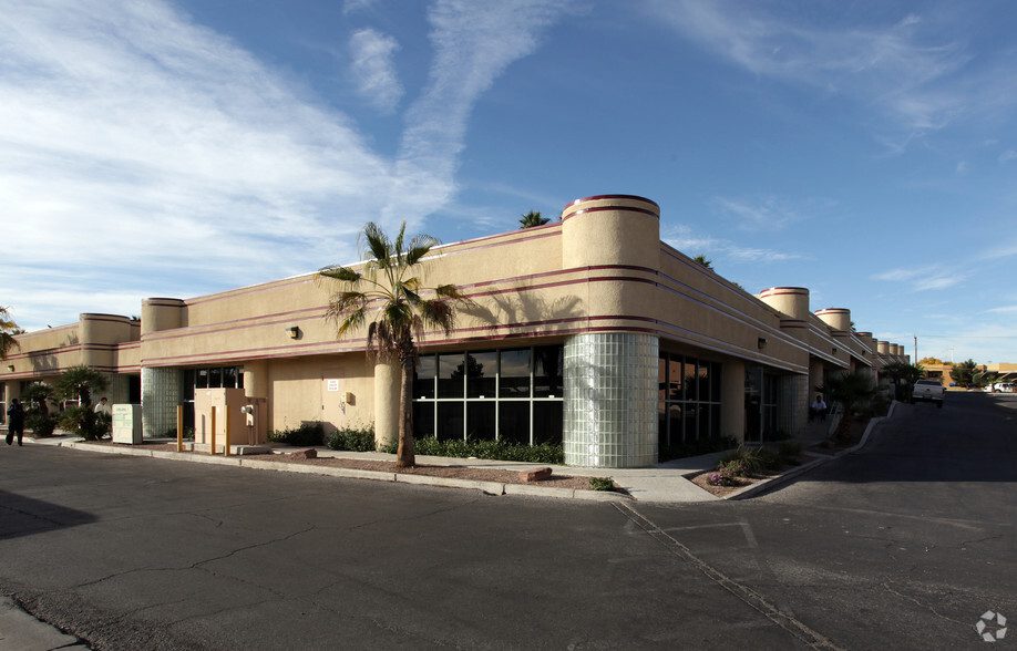 4170 S Decatur Blvd, Las Vegas, NV for sale - Primary Photo - Image 1 of 1