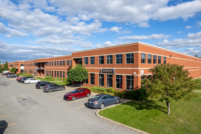 More details for 5896-5932 Boul Henri-Bourassa O, Montréal, QC - Industrial for Lease