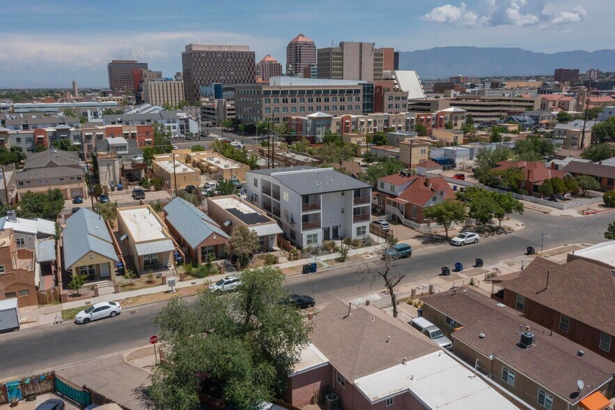 615 Iron Ave SW, Albuquerque, NM à vendre - Photo du bâtiment - Image 3 de 106