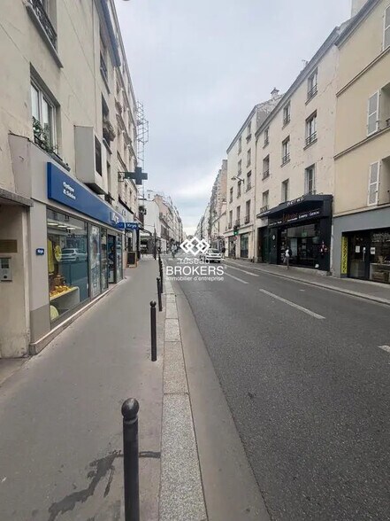 Commerce de détail dans Paris à louer - Photo du bâtiment - Image 2 de 4