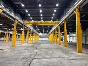 150 E Aurora St, Waterbury, CT for lease Interior Photo- Image 2 of 7
