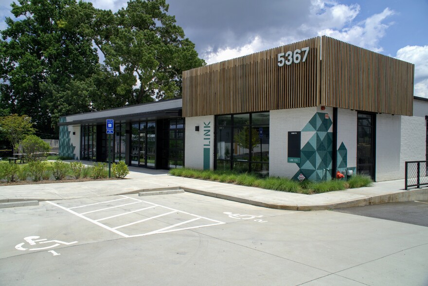 5367 New Peachtree Rd, Chamblee, GA for lease - Building Photo - Image 1 of 10