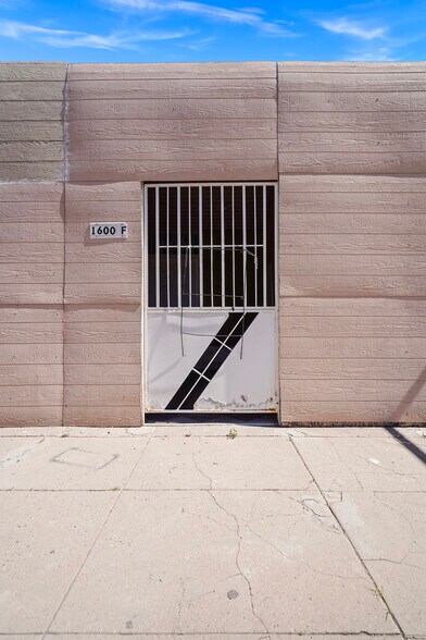 1600 Wyoming Ave, El Paso, TX à vendre - Photo du bâtiment - Image 3 de 41