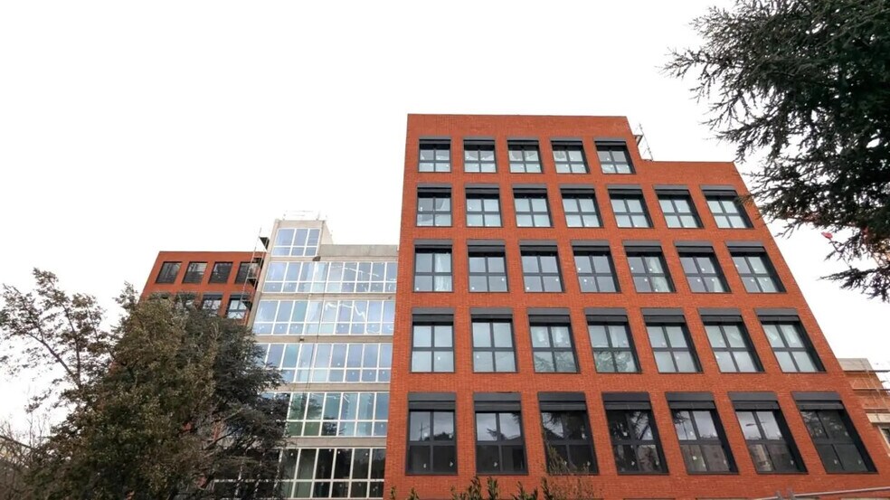 Bureau dans Toulouse à louer - Photo du bâtiment - Image 3 de 8