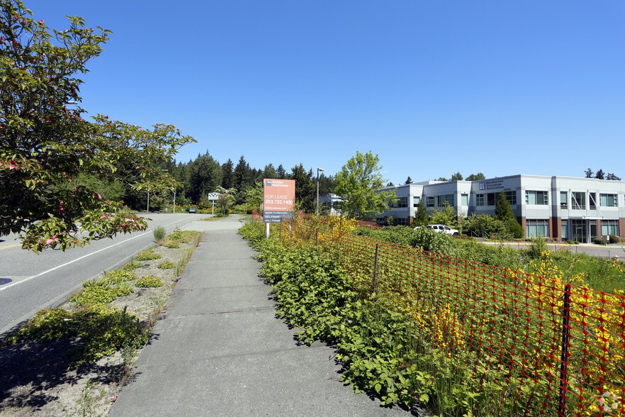 32200 Weyerhaeuser Way S, Federal Way, WA for lease - Building Photo - Image 2 of 5