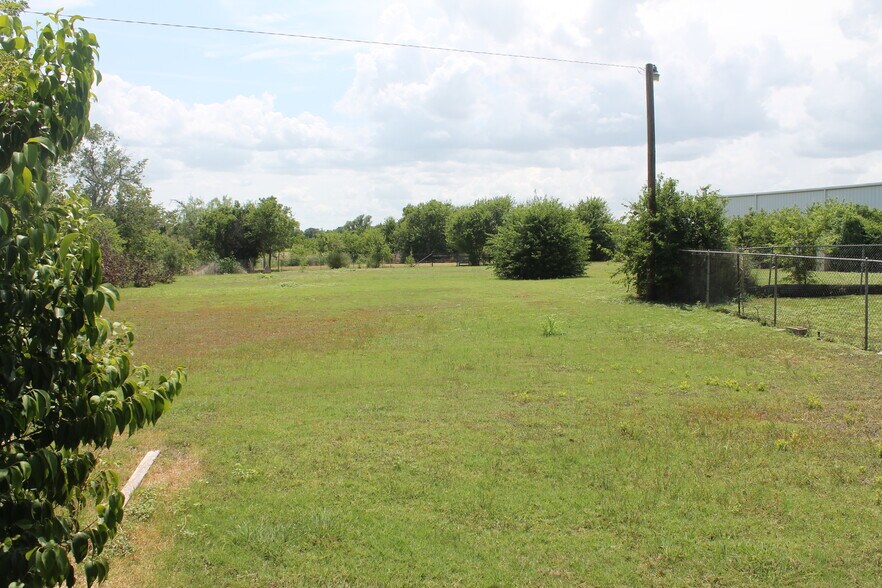 618 Robinson Drive, Robinson, TX à vendre - Photo du bâtiment - Image 2 de 8