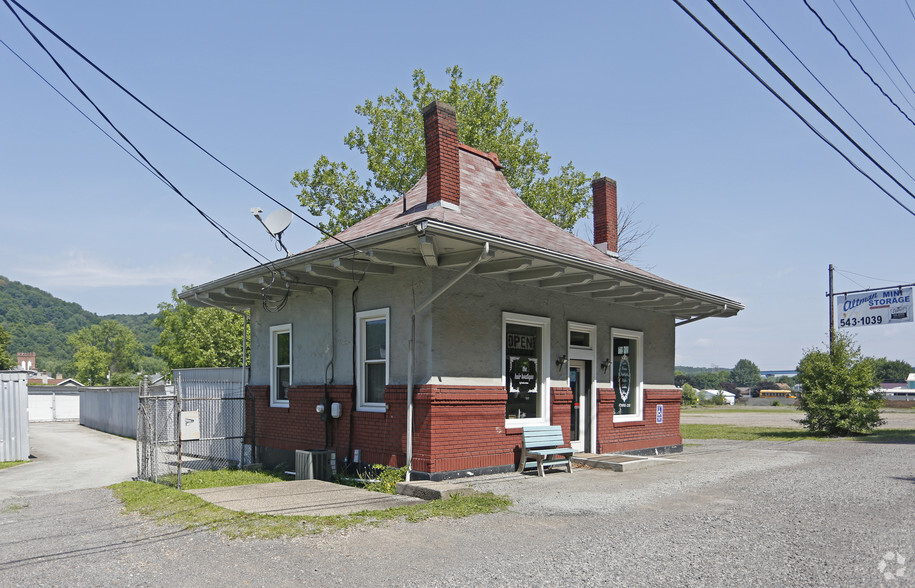 620 Hill St, Manorville, PA à vendre - Photo principale - Image 1 de 2