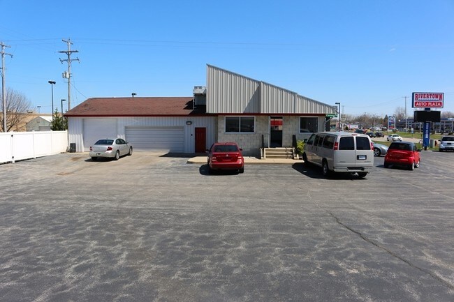 Plus de détails pour 3897 Wilder Rd, Bay City, MI - Commerce de détail à louer