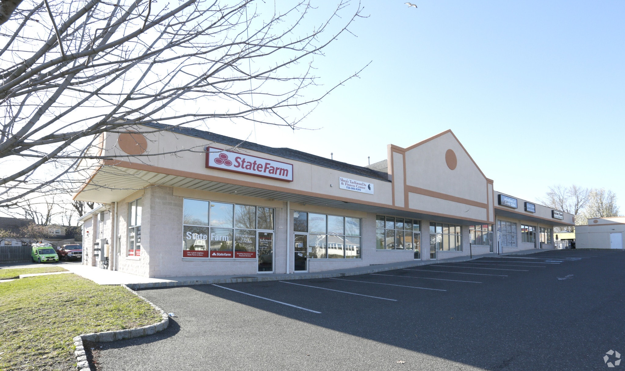 86 Morris Ave, Neptune, NJ for lease Primary Photo- Image 1 of 8