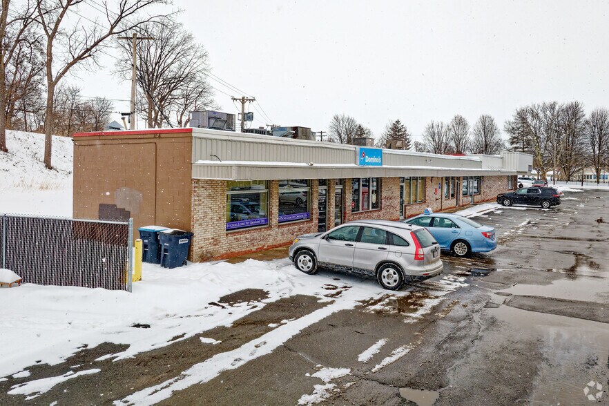 64-74 West Ave, Canandaigua, NY à vendre - Photo du bâtiment - Image 2 de 6