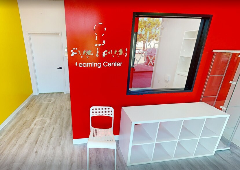 1575 Grand Pky, Katy, TX à louer - Numérisation 3D de Matterport - Image 2 de 6