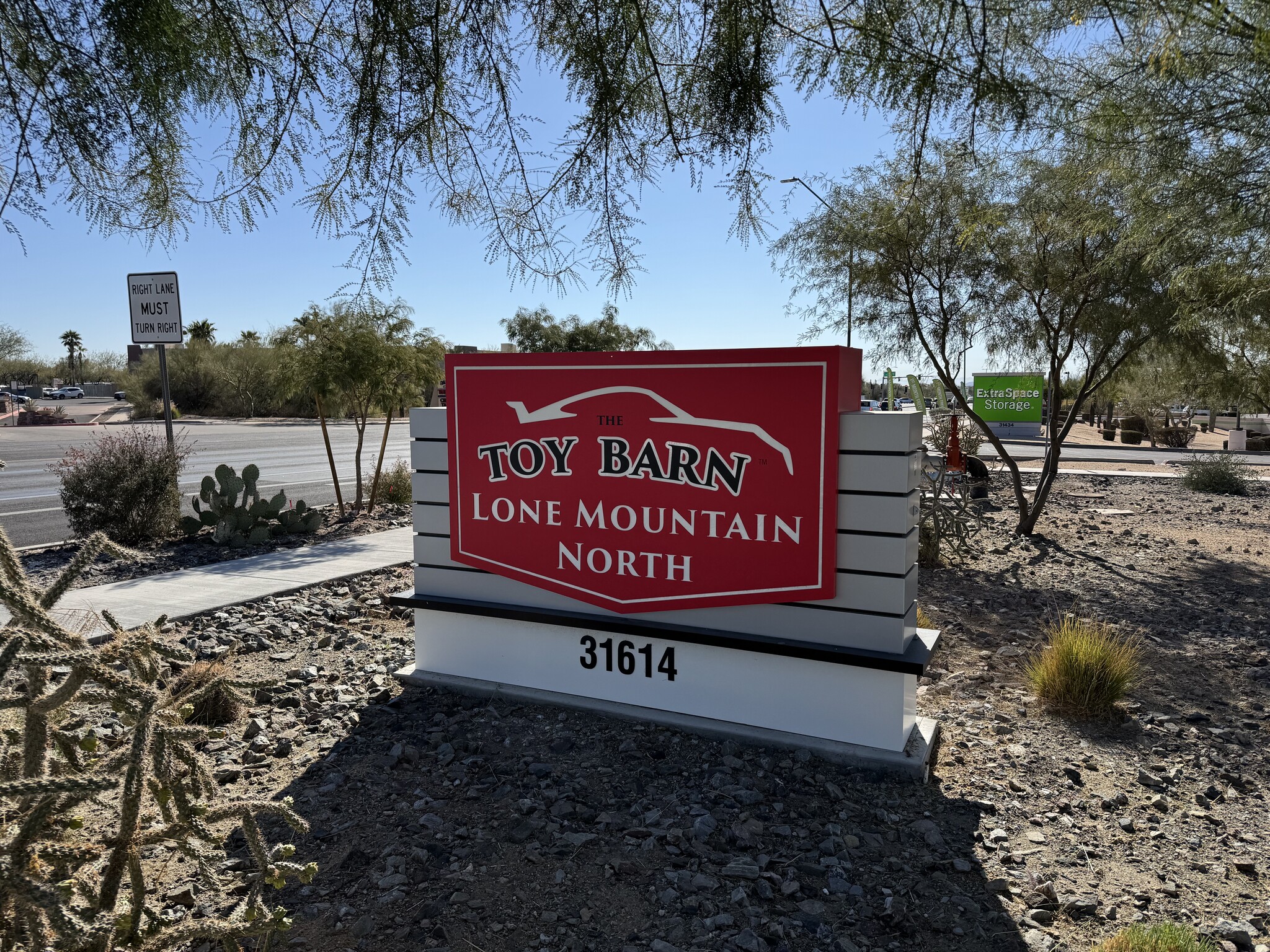 31606 N Cave Creek Rd, Cave Creek, AZ for sale Building Photo- Image 1 of 9