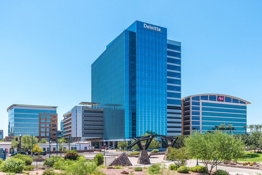 100 S Mill Ave, Tempe, AZ à louer - Photo du bâtiment - Image 2 de 19