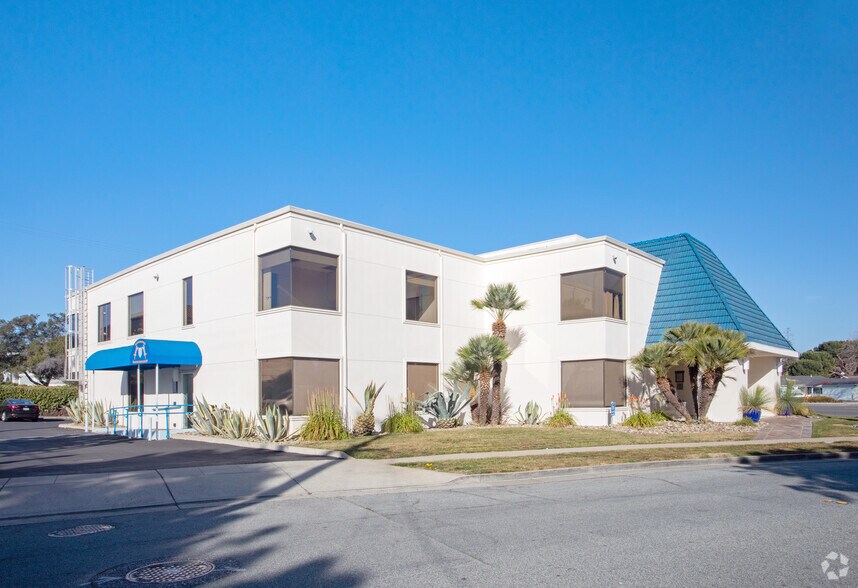 2242 Camden Ave, San Jose, CA à louer - Photo du bâtiment - Image 2 de 14